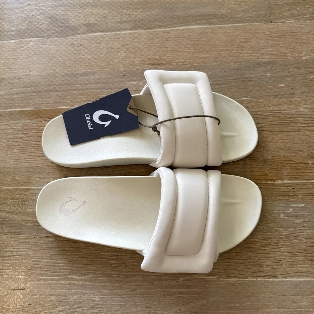 NWT NEW Olukai Sunbeam‎ Slide Comfort Sandals Off-White Women's Size 10 Hawaiian